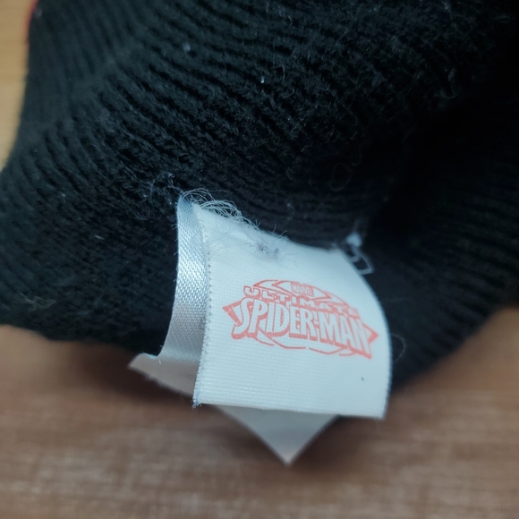 Marvel Spiderman Black Winter Beanie Hat Kids Youth One Size Fits Most Unisex - Picture 2 of 7